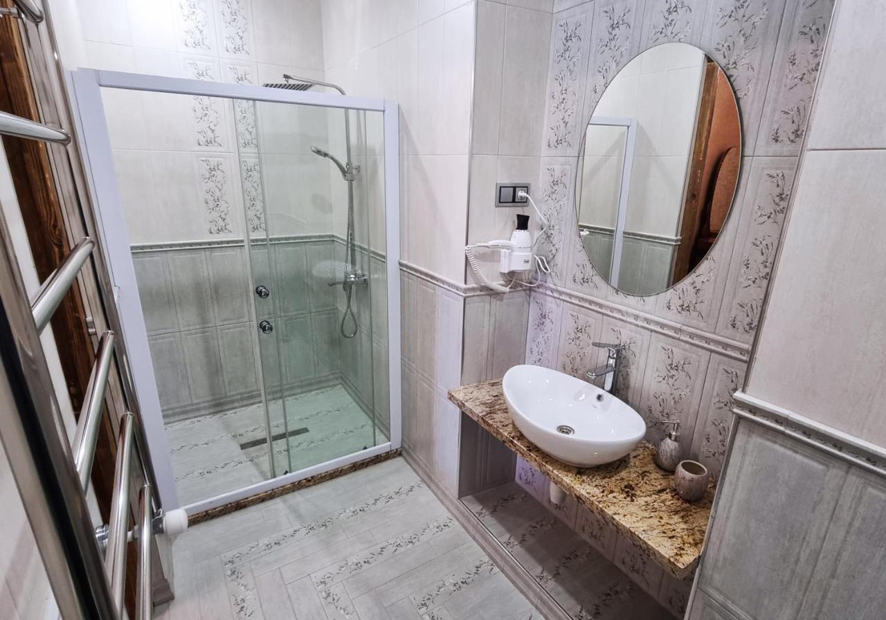 Via Gyumri Hotell Exteriör bild